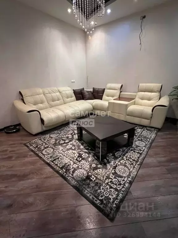 3-к кв. Липецкая область, Липецк ул. Катукова, 19 (93.0 м) - Фото 1