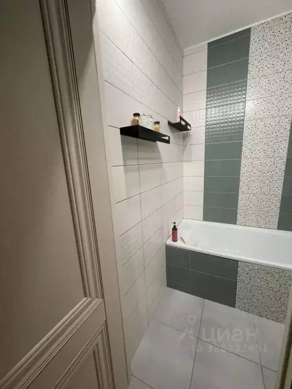 1-к кв. Омская область, Омск пос. Биофабрика, 3к1 (36.6 м) - Фото 1