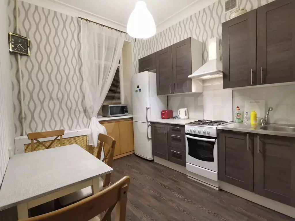 2-к. квартира, 53 м, 2/6 эт. - Фото 1