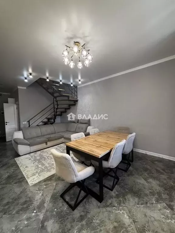 3-к кв. Калининградская область, Гурьевск ул. Гурьева, 25Дс2 (105.0 м) - Фото 1