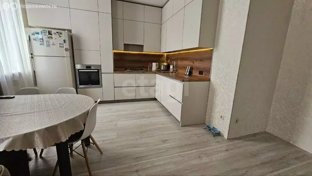 3-комнатная квартира: Ангарск, 61-й квартал, 16 (81 м) - Фото 2