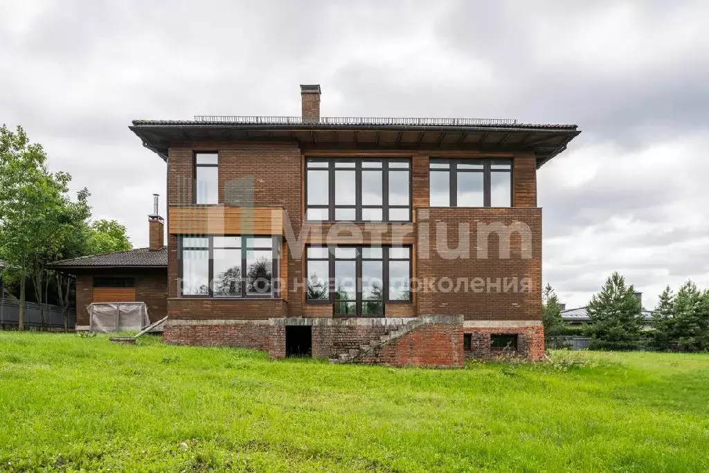 Продается дом в пос. Барвиха - Фото 1