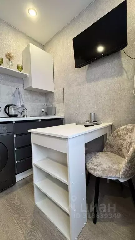 Студия Красноярский край, Красноярск ул. Железнодорожников, 11 (12.2 ... - Фото 1