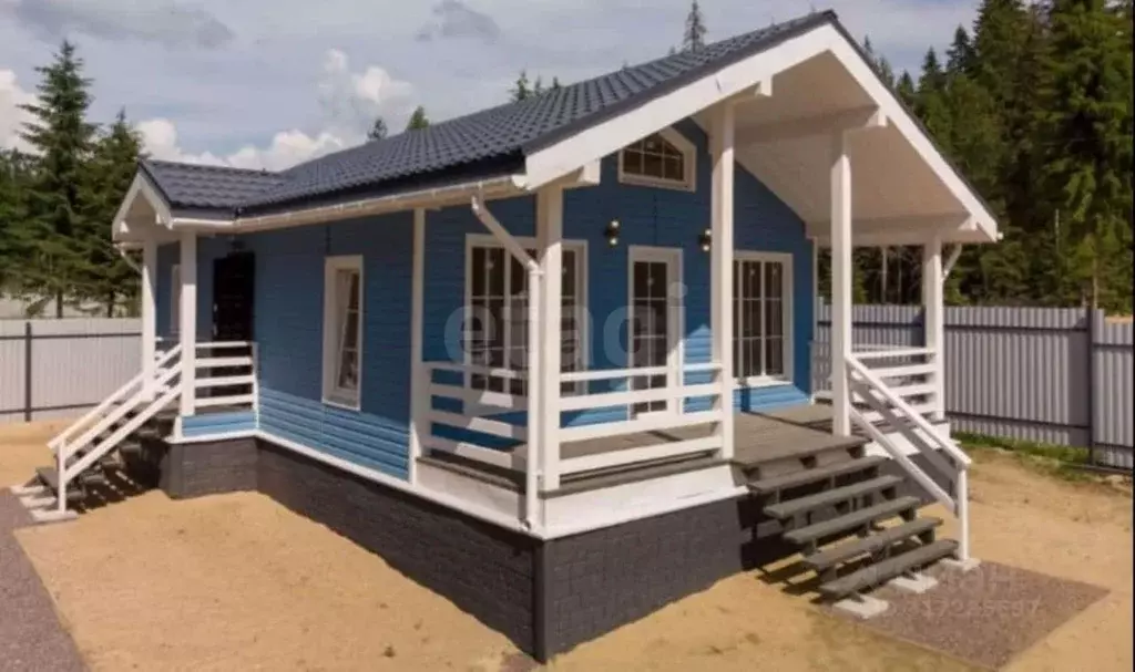 Дом в Ленинградская область, Выборгский район, Рощинское городское ... - Фото 0