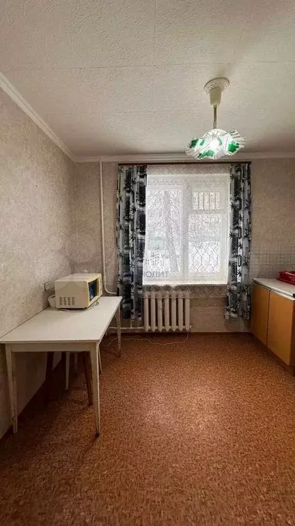 2-к. квартира, 54 м, 1/9 эт. - Фото 0