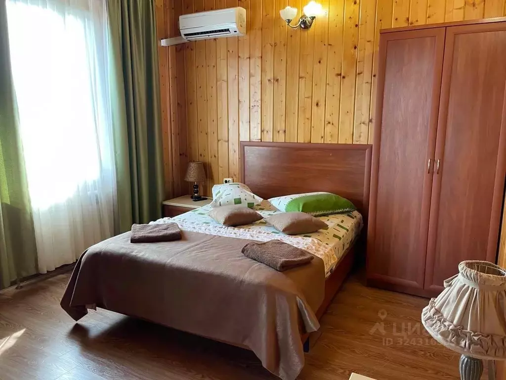 Комната Краснодарский край, Геленджик ул. Толстого, 15 (26.0 м) - Фото 1