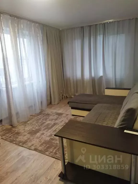 2-к кв. Астраханская область, Астрахань ул. Савушкина, 35 (45.0 м) - Фото 0