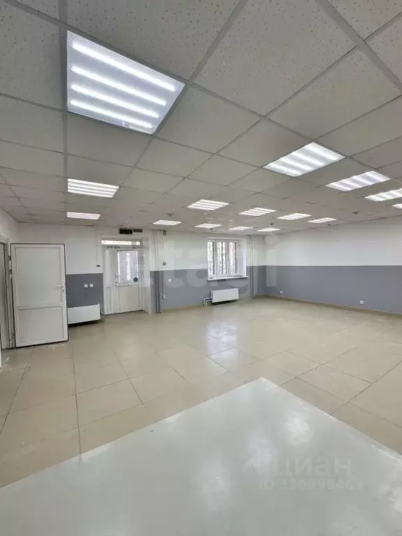 Офис в Тюменская область, Тюмень ул. Стартовая, 7 (123 м) - Фото 1