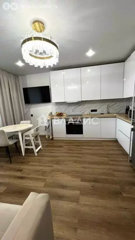 3-комнатная квартира: Улан-Удэ, 142-й микрорайон, 8 (63.9 м) - Фото 2