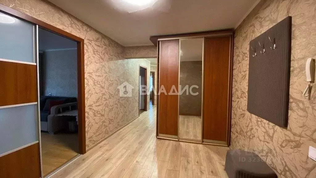 3-к кв. Белгородская область, Белгород ул. Плеханова, 10А (73.2 м) - Фото 1