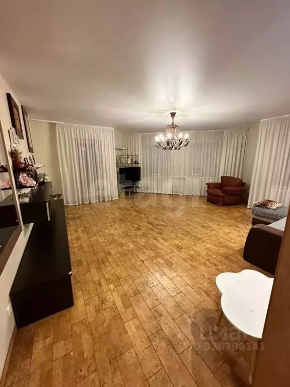 4-к кв. Вологодская область, Вологда Советский просп., 60 (145.2 м) - Фото 1