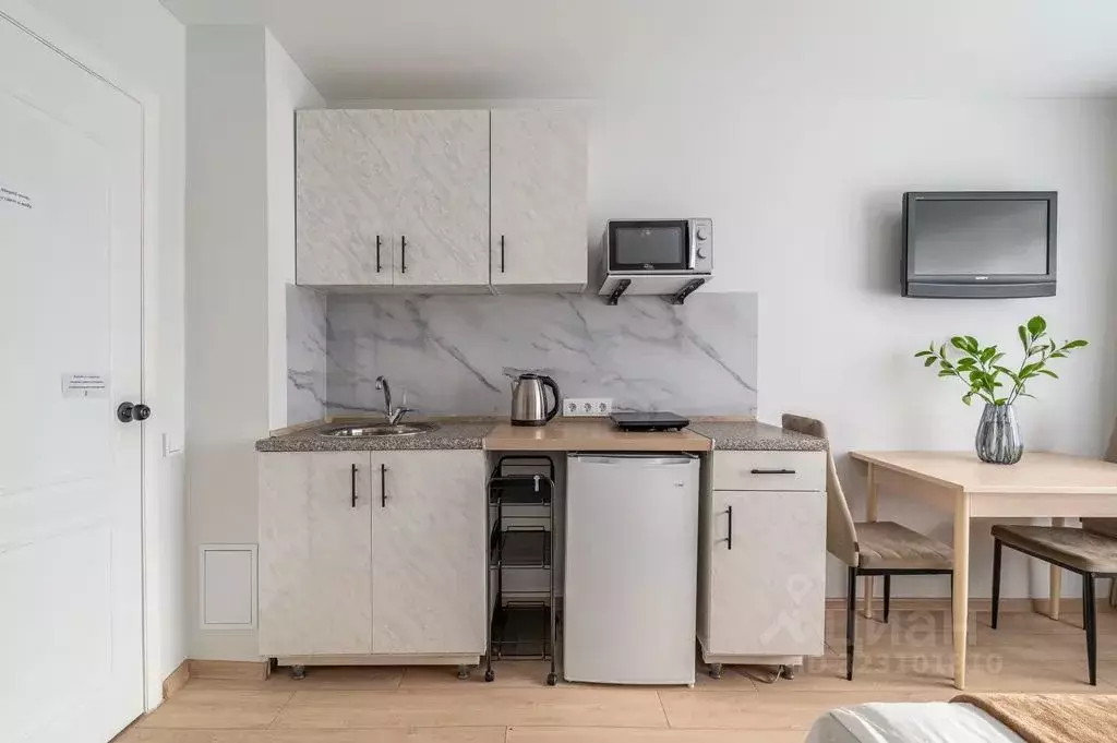 Комната Свердловская область, Екатеринбург пер. Выездной, 4 - Фото 2