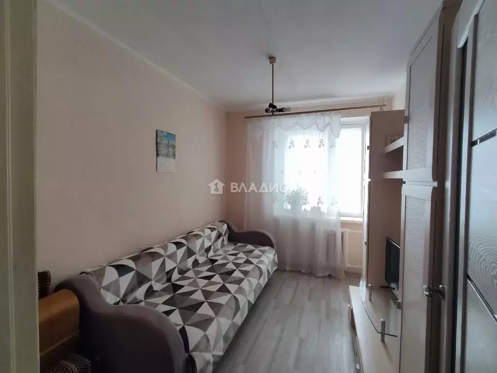 Продается 4-комнатная квартира - Фото 2