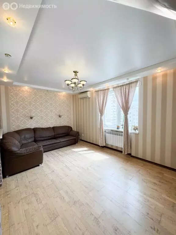 3-комнатная квартира: Нижний Новгород, Краснозвёздная улица, 25 (76.2 ... - Фото 1