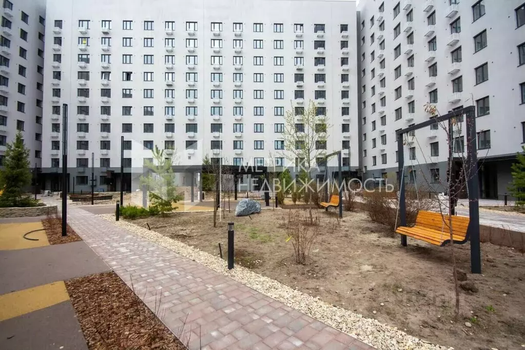 1-к кв. Тюменская область, Тюмень Новгородская ул., 22 (41.6 м) - Фото 1