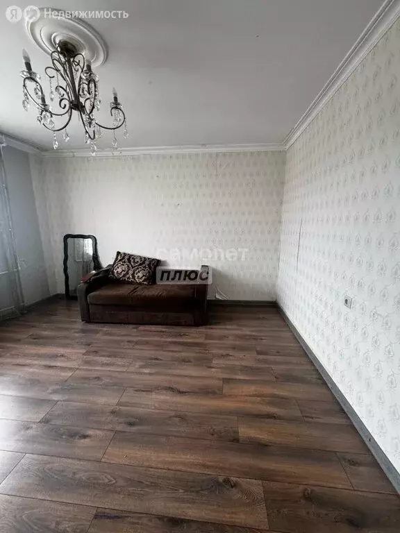 2-комнатная квартира: город Кизилюрт, улица Гамзата Цадаса, 4 (56 м) - Фото 2