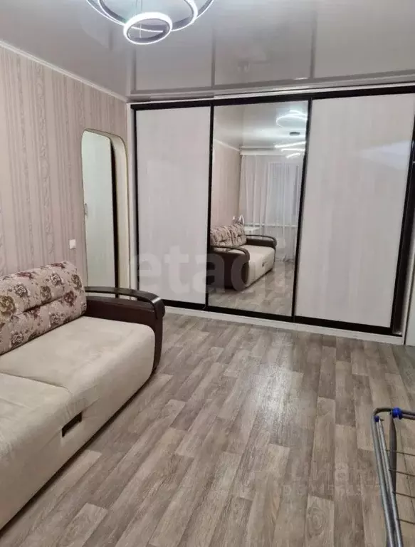 3-к кв. Ямало-Ненецкий АО, Новый Уренгой Молодежная ул., 9 (60.7 м) - Фото 1