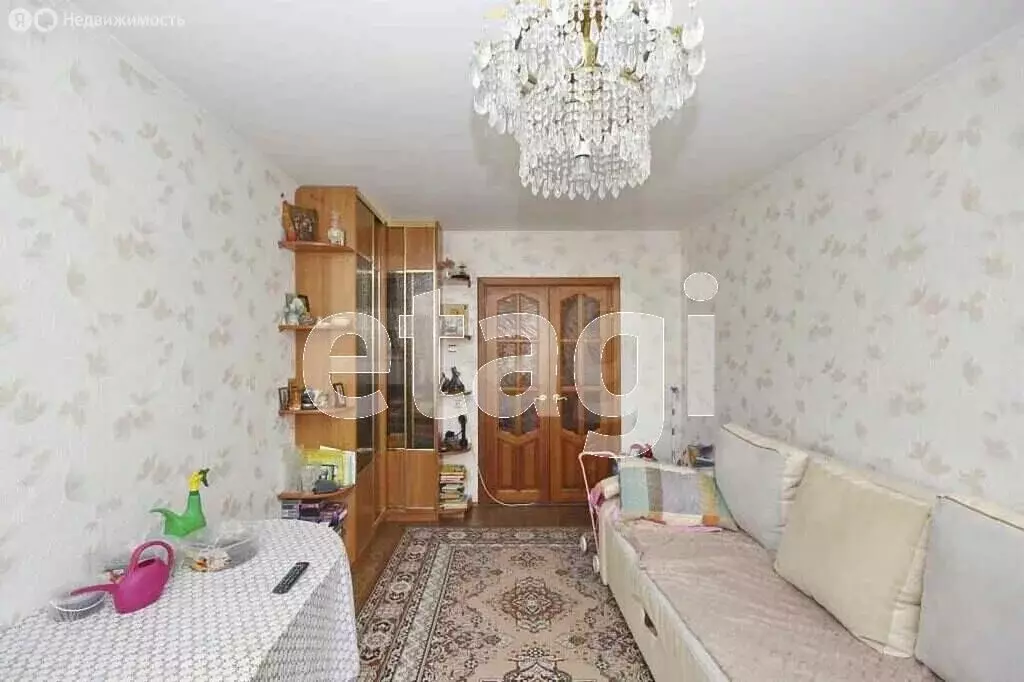 3-комнатная квартира: Тюмень, Заречный проезд, 4 (65 м) - Фото 0