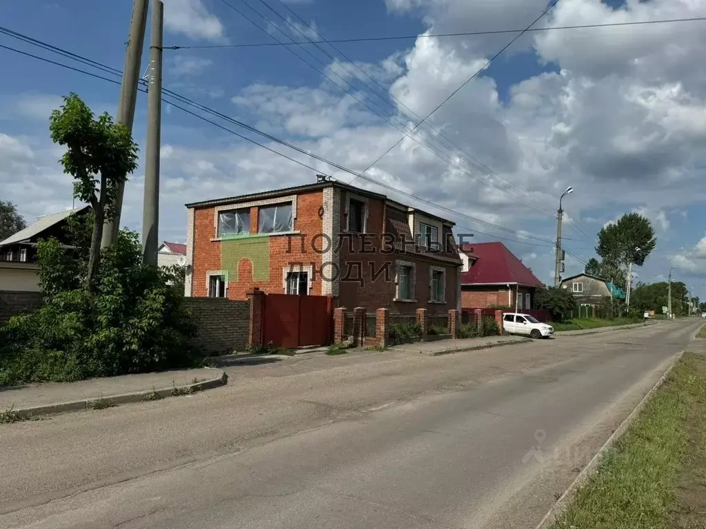 Дом в Иркутская область, Ангарск ул. Коминтерна (220 м) - Фото 2