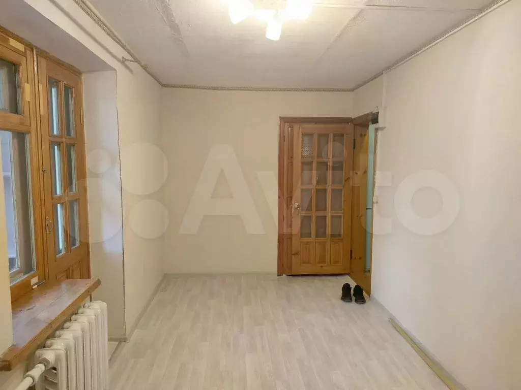 Комната 18 м в 3-к., 4/9 эт. - Фото 0