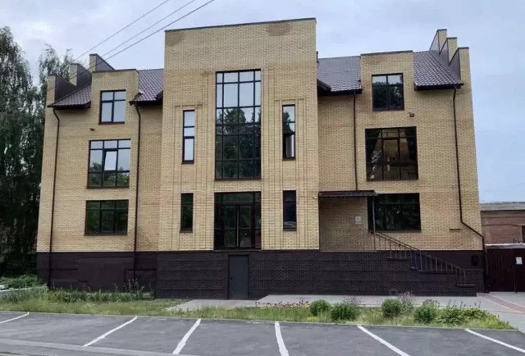 Помещение свободного назначения в Брянская область, Брянск ул. ... - Фото 1