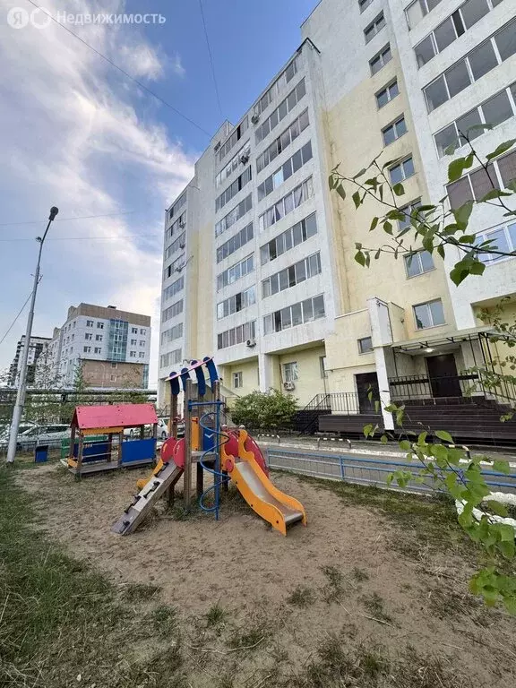 3-комнатная квартира: Якутск, улица Губина, 3 (79.6 м) - Фото 0