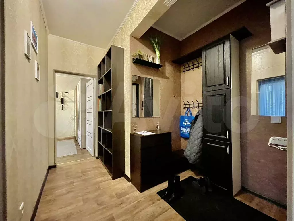 2-к. квартира, 55 м, 1/9 эт. - Фото 1