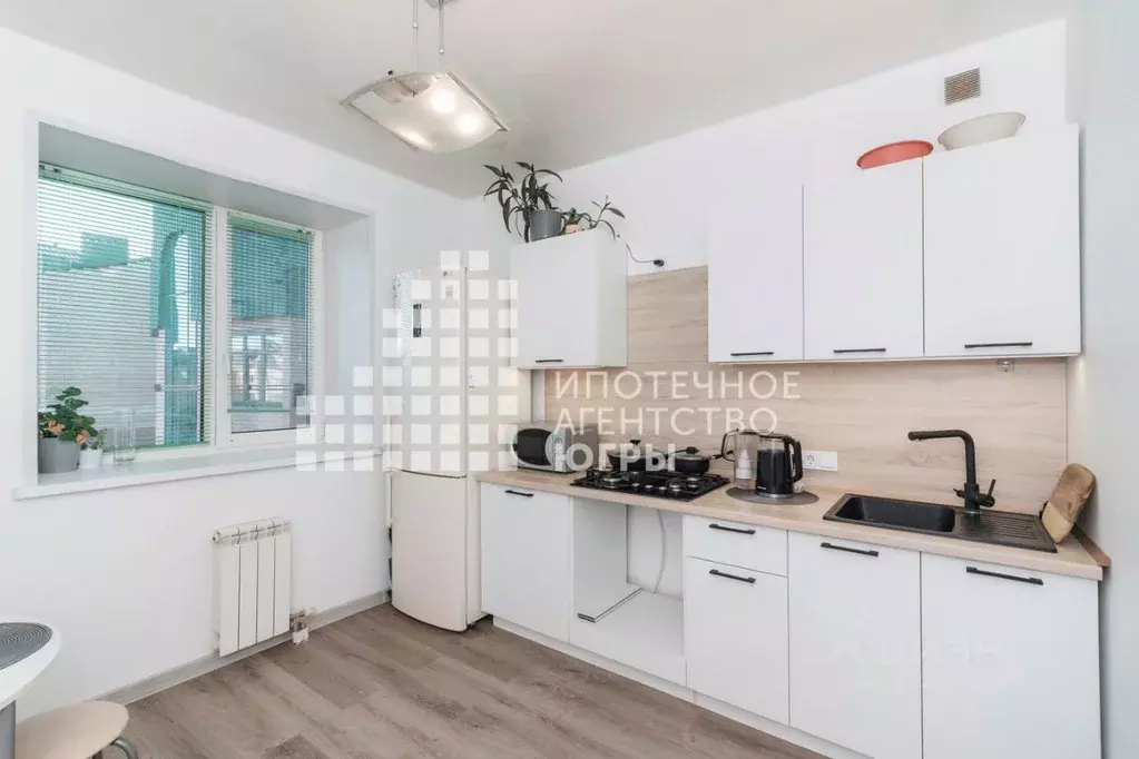 2-к кв. Ханты-Мансийский АО, Ханты-Мансийск ул. Доронина, 26 (62.8 м) - Фото 1