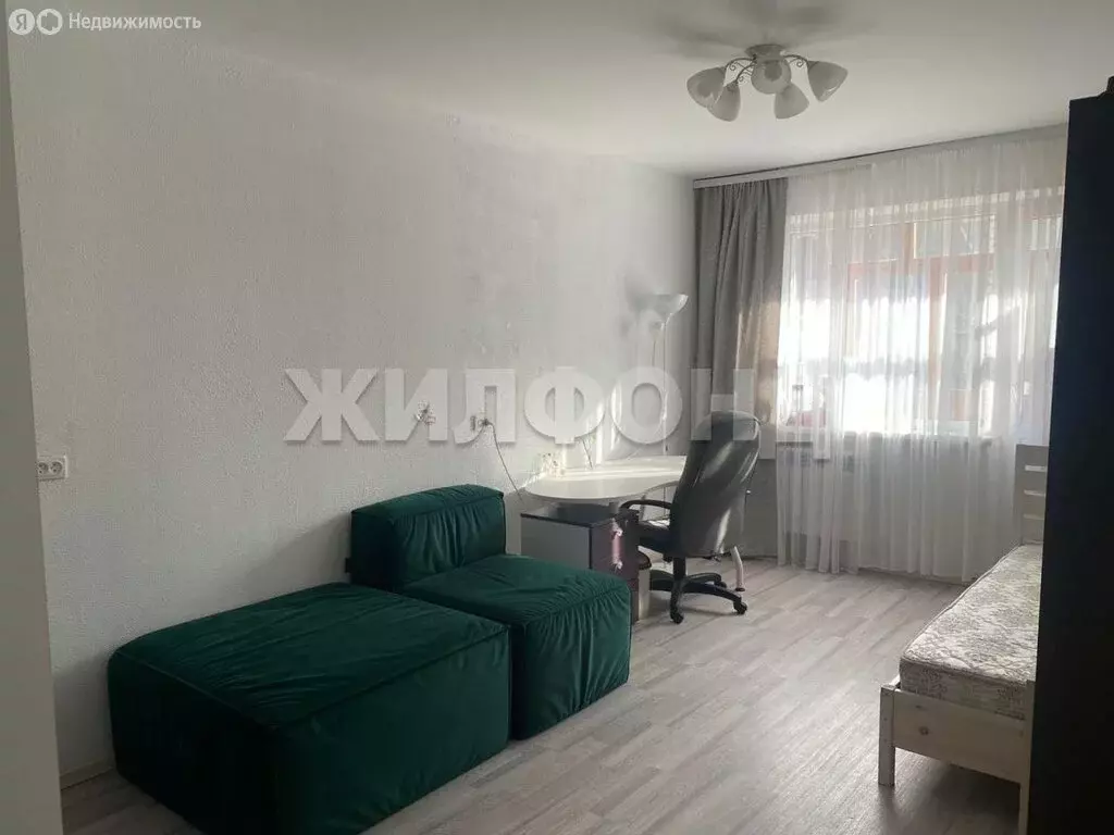 3-комнатная квартира: Новосибирск, Рельсовая улица, 8/1 (61.6 м) - Фото 1