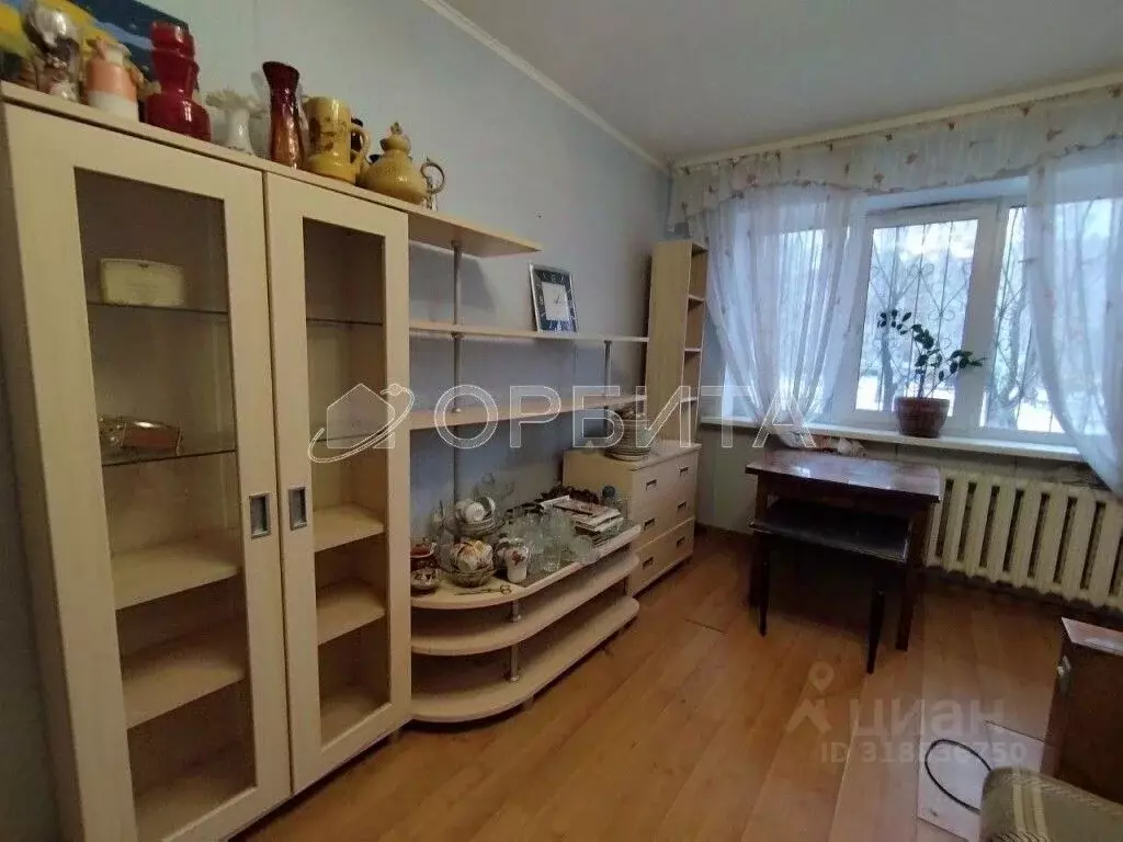 2-к кв. Тюменская область, Тюмень ул. Воровского, 25 (43.6 м) - Фото 0