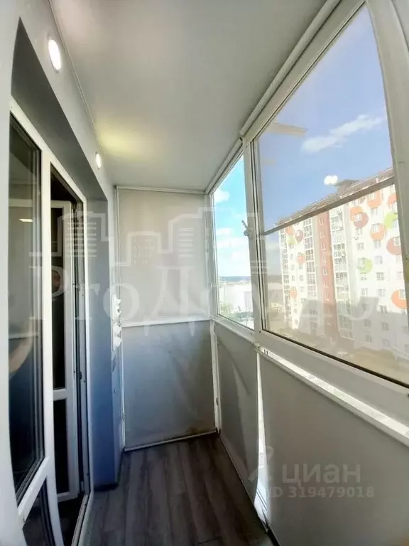2-к кв. Курская область, Курск Рябиновая ул., 26А (52.8 м) - Фото 0