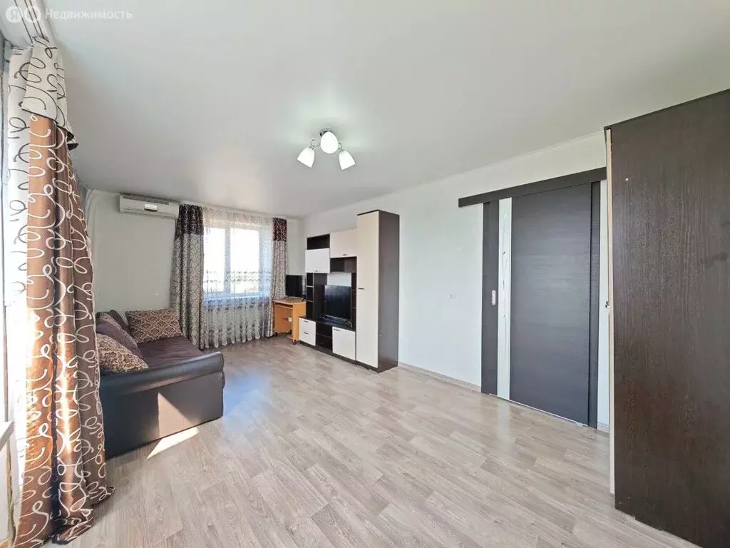 1-комнатная квартира: Оренбург, улица Желябова, 29 (31 м) - Фото 0