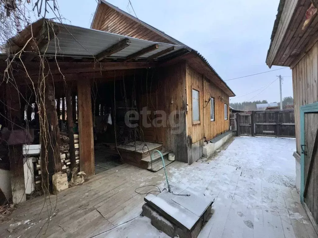 Дом в Свердловская область, Талица ул. Чулкова, 47 (50 м) - Фото 0