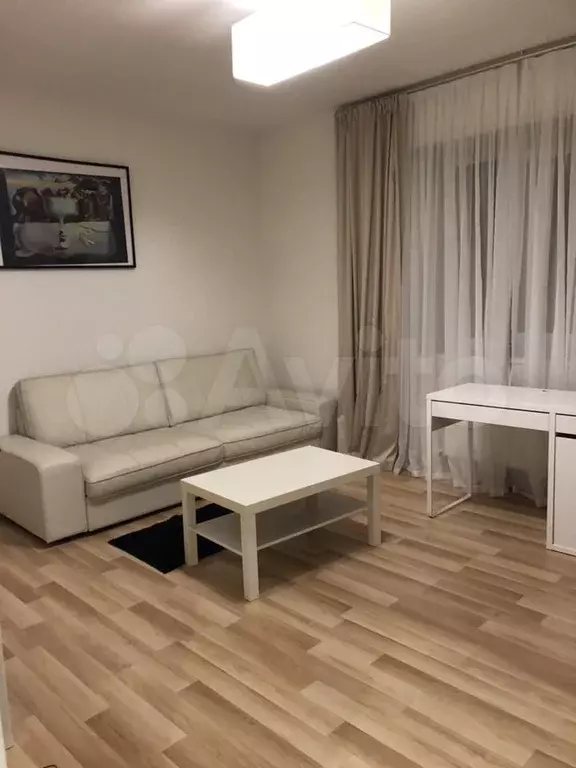 2-к. квартира, 50м, 4/9эт. - Фото 0