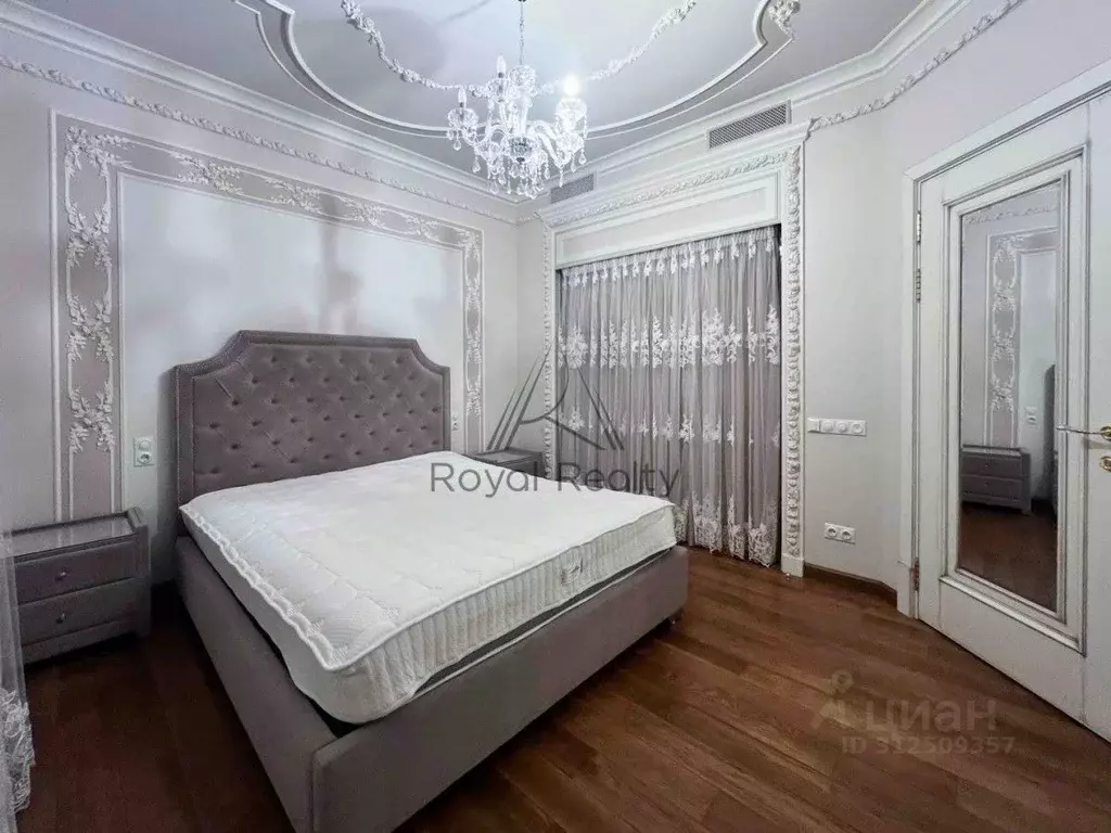 3-к кв. Санкт-Петербург ул. Смольного, 2к3 (100.0 м) - Фото 0