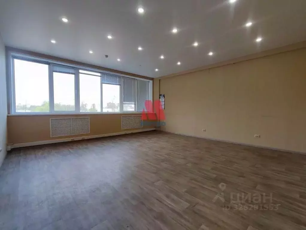 Офис в Ярославская область, Ярославль ул. Механизаторов, 10 (20 м) - Фото 0