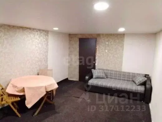 Дом в Иркутская область, Иркутск Первомайская ул., 50 (35 м) - Фото 1