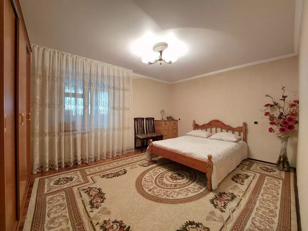 4-к кв. Кабардино-Балкария, Нальчик ул. Ю.А. Гагарина (106.0 м) - Фото 1