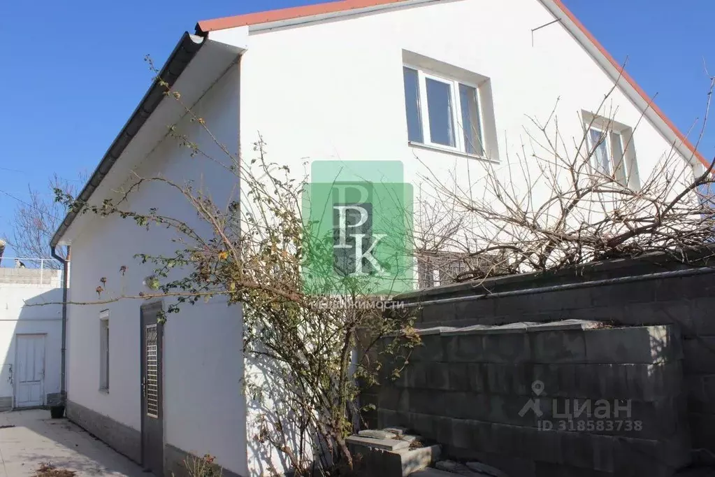 Дом в Севастополь спуск Степана разина, 8 (263 м) - Фото 1