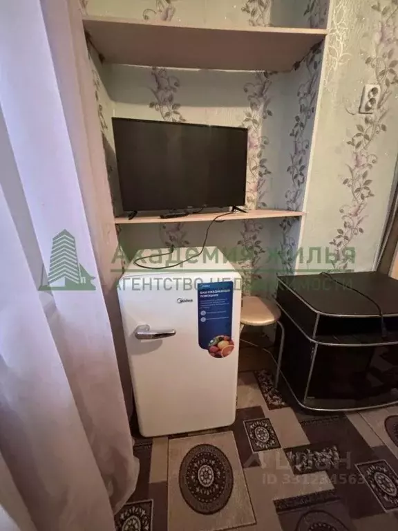 Комната Саратовская область, Саратов ул. Дома 8 Марта, 4 (10.6 м) - Фото 2