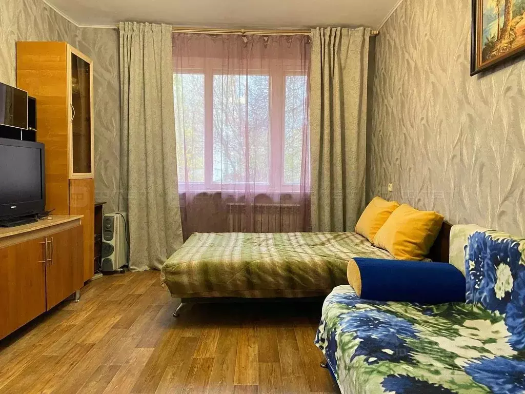 2-к кв. Татарстан, Казань ул. Братьев Касимовых, 32 (50.0 м) - Фото 0