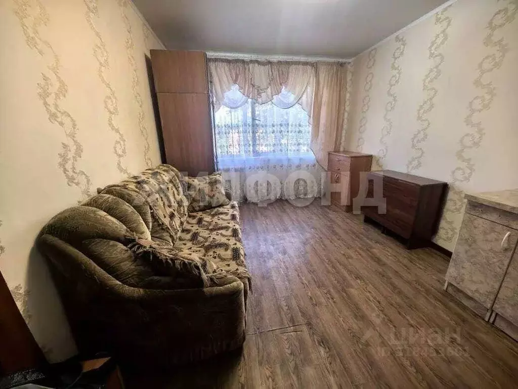 Комната Хакасия, Абакан Трудовая ул., 11 (12.0 м) - Фото 0