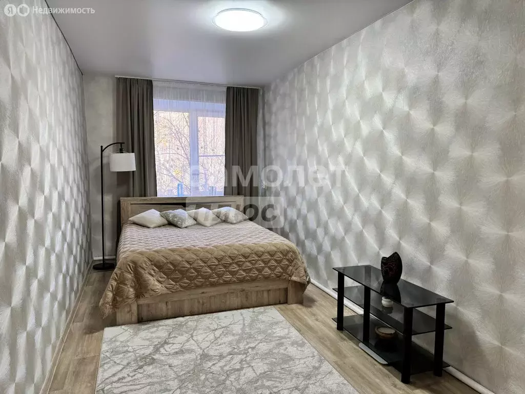 3-комнатная квартира: село Кунашак, улица Свердлова, 20 (58.1 м) - Фото 1