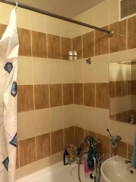 3-к кв. Омская область, Омск ул. Ватутина, 33 (72.2 м) - Фото 2