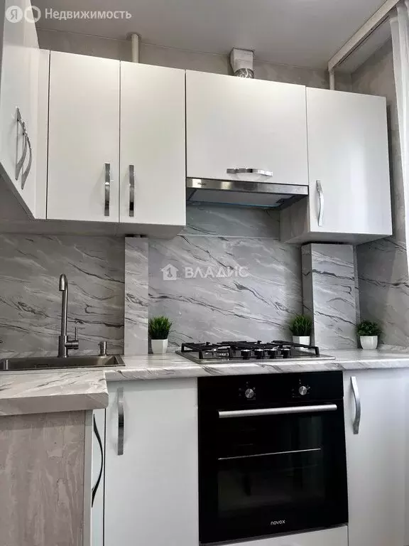 3-комнатная квартира: Йошкар-Ола, улица Йывана Кырли, 32 (56.4 м) - Фото 2