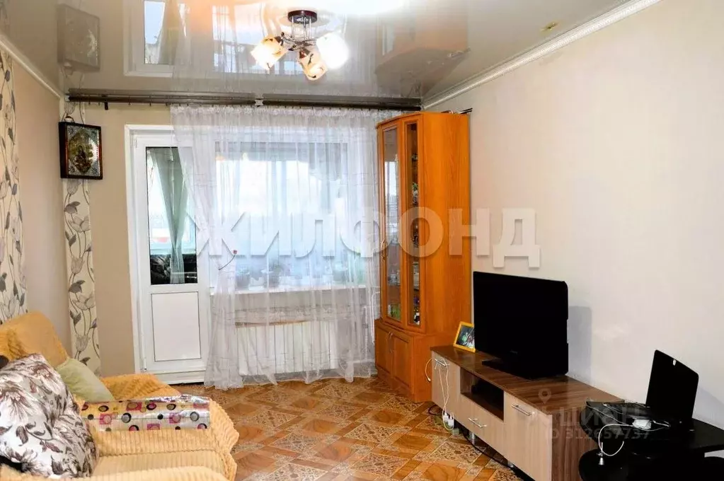 3-к кв. Хакасия, Абакан ул. Щетинкина, 71 (61.5 м) - Фото 0