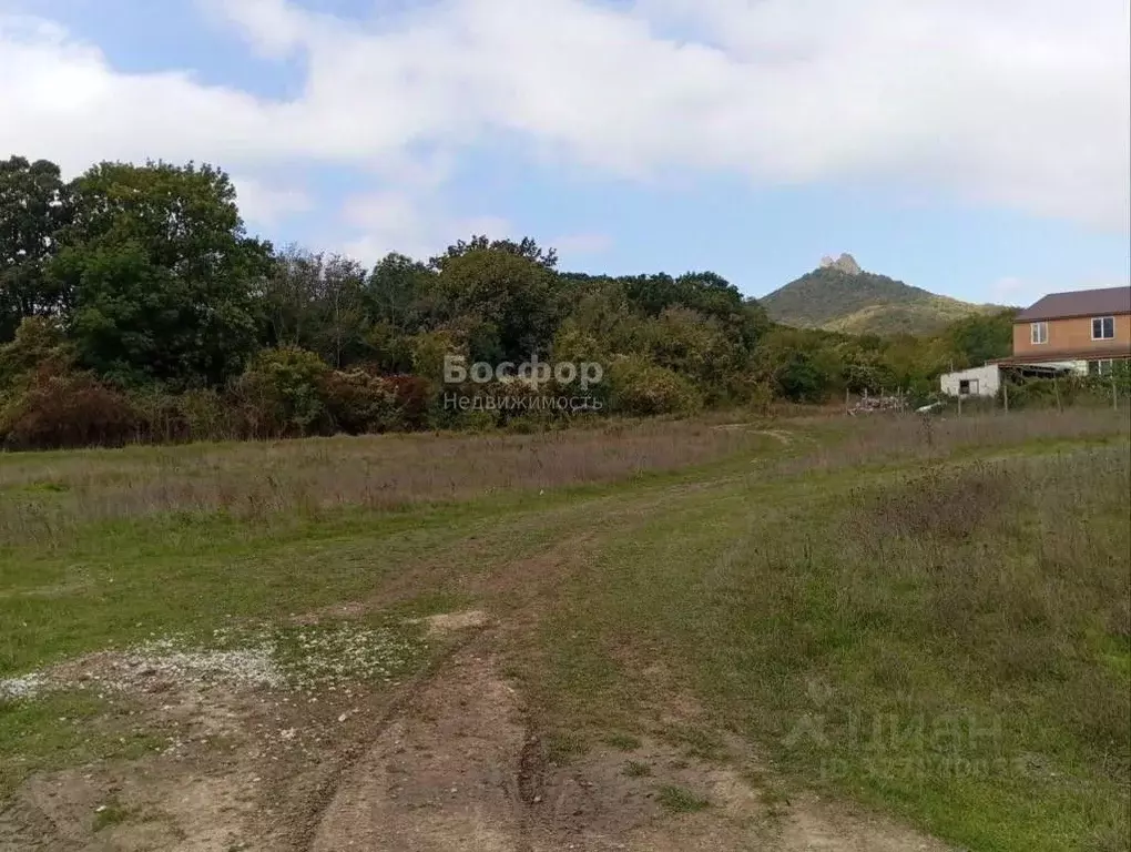 Участок в Крым, Судак муниципальный округ, с. Лесное ул. 18 Мая (8.2 ... - Фото 2