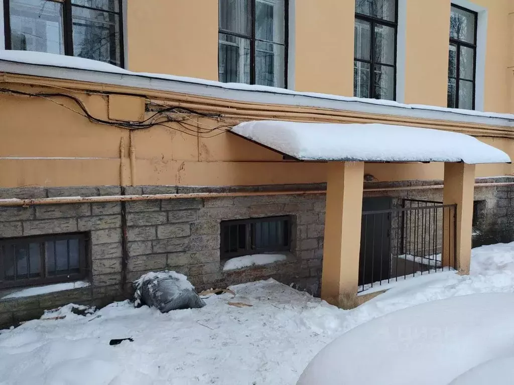 Офис в Санкт-Петербург Кирочная ул., 37 (9 м) - Фото 2