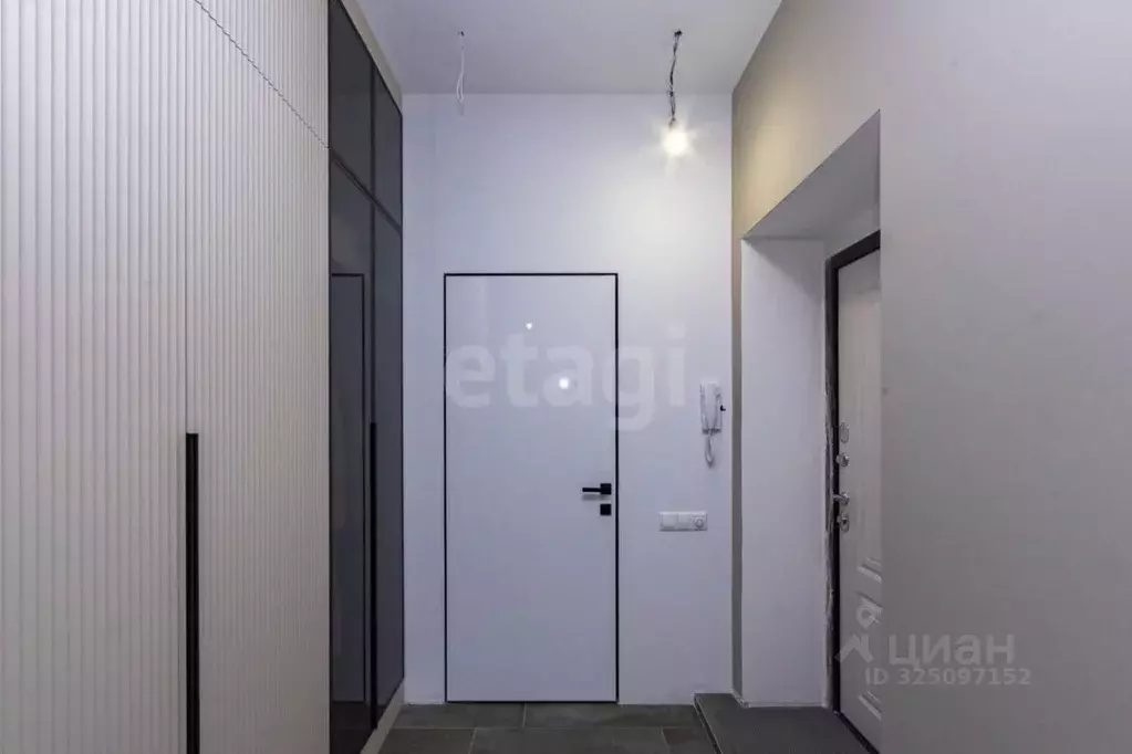 1-к кв. Тюменская область, Тюмень ул. Пржевальского, 35к5 (70.9 м) - Фото 0