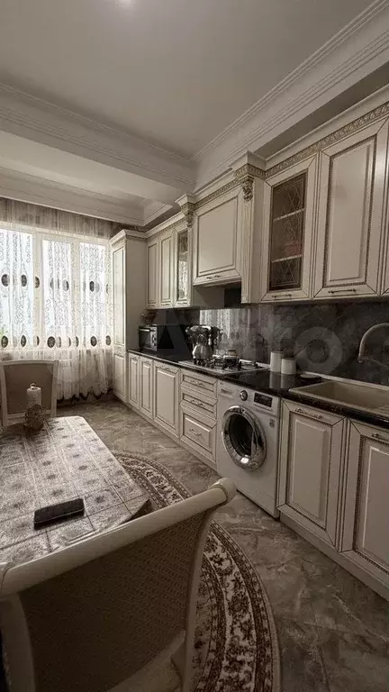 3-к. квартира, 80 м, 9/10 эт. - Фото 0